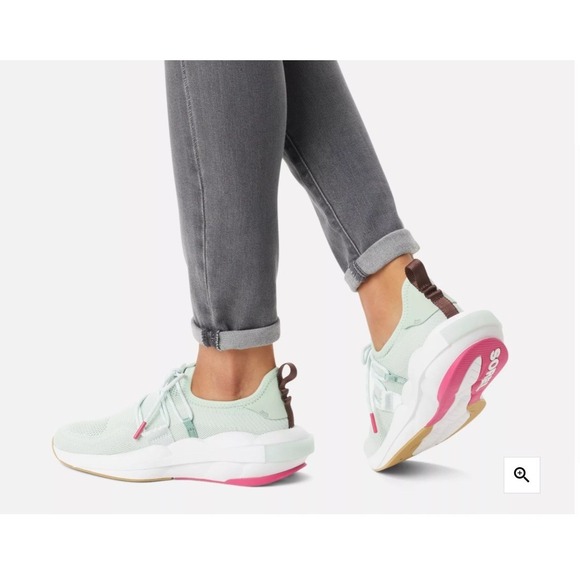 Women's NWT SOREL Women's Explorer™ Defy Low Sneaker Sea Sprite Green White $149 - Picture 13 of 13